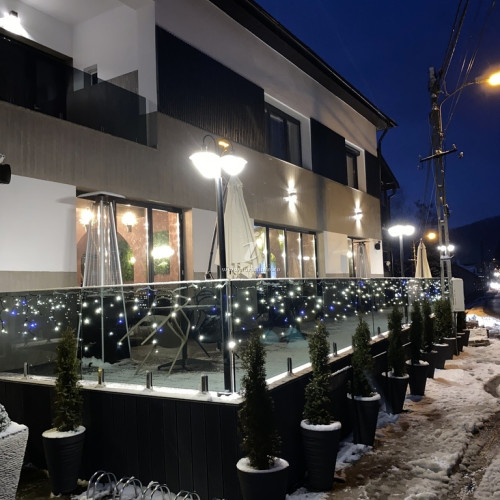 Casa Brăneană - Pensiune Restaurant